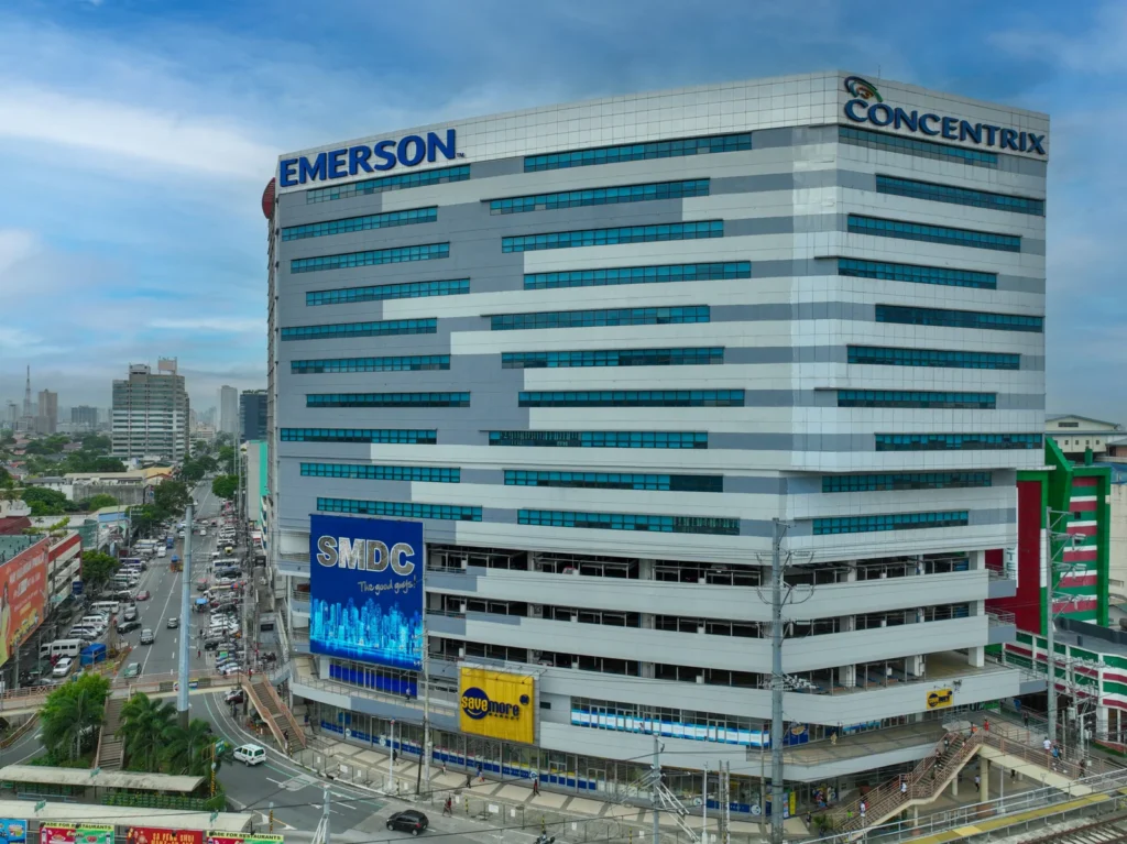 SM Cyber West — EDSA cor. Bulacan Street, Quezon City